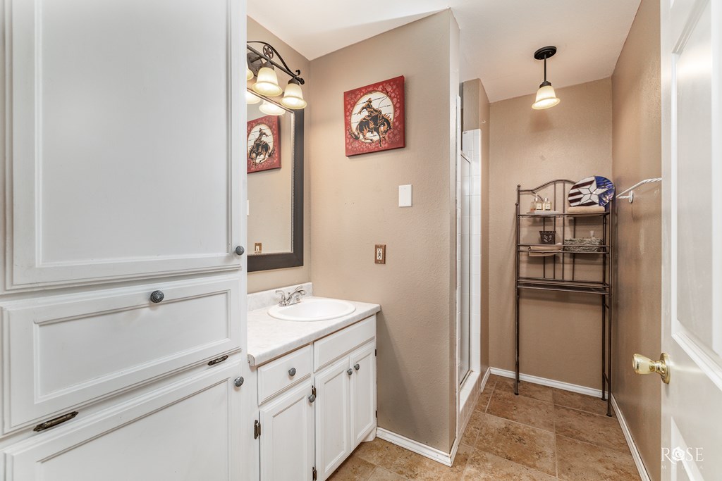 12713 Dove Creek Lane West Property Photo 37