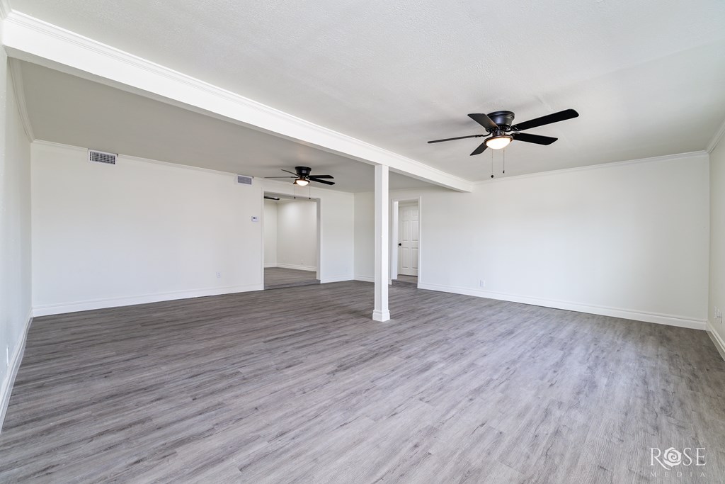 4815 Bowie St Property Photo 6