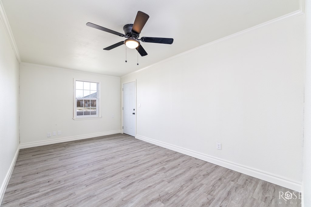 4815 Bowie St Property Photo 15