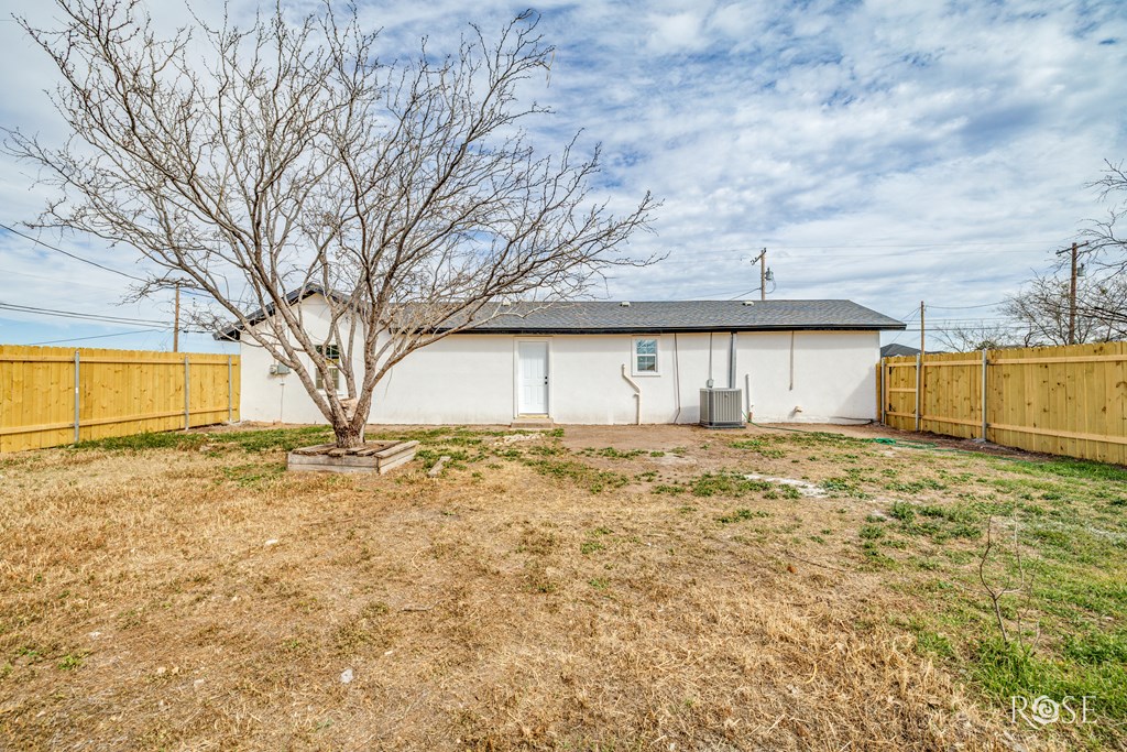 4815 Bowie St Property Photo 27