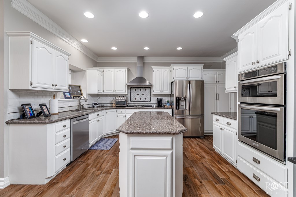 5517 Bentwood Dr Property Photo 16