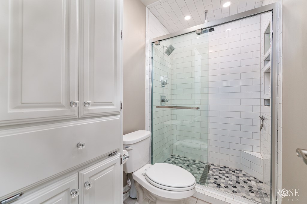 5517 Bentwood Dr Property Photo 26