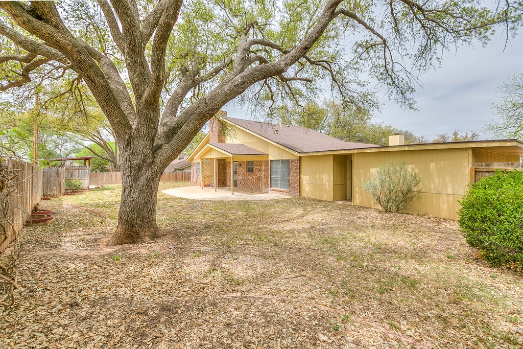 3109 Lindenwood Dr Property Photo 32