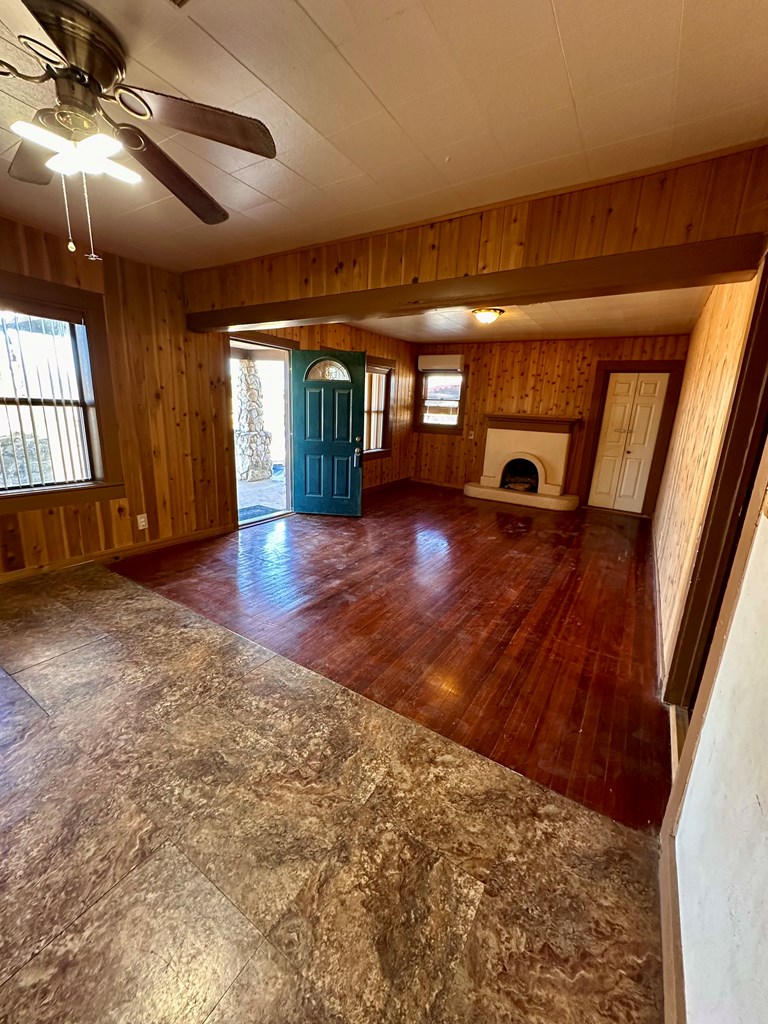 1717 W Ave I Property Photo 10