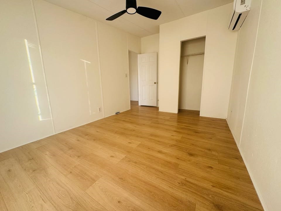 10324 Front St Property Photo 3