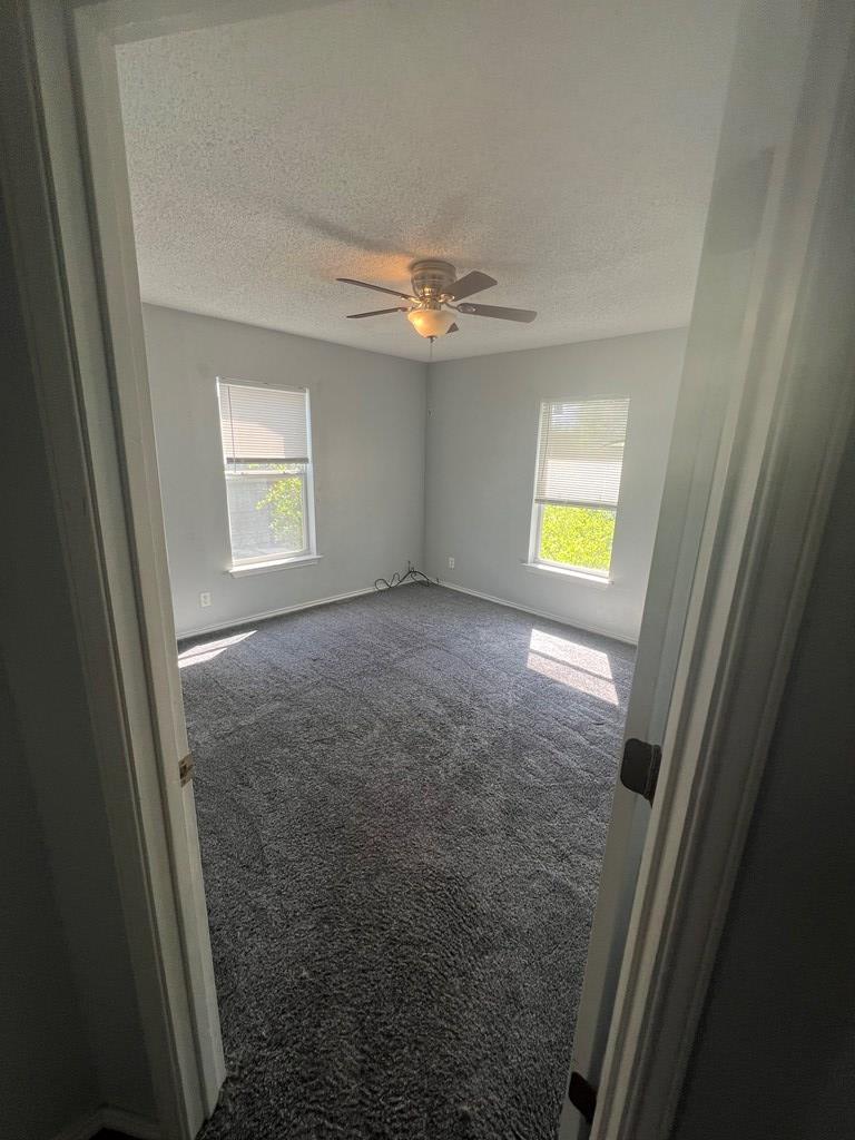 1209 S Bell St Property Photo 7