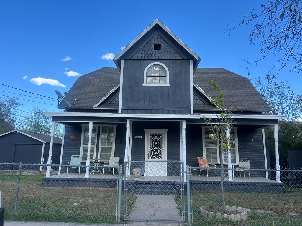 110 N Pope St Property Photo 2