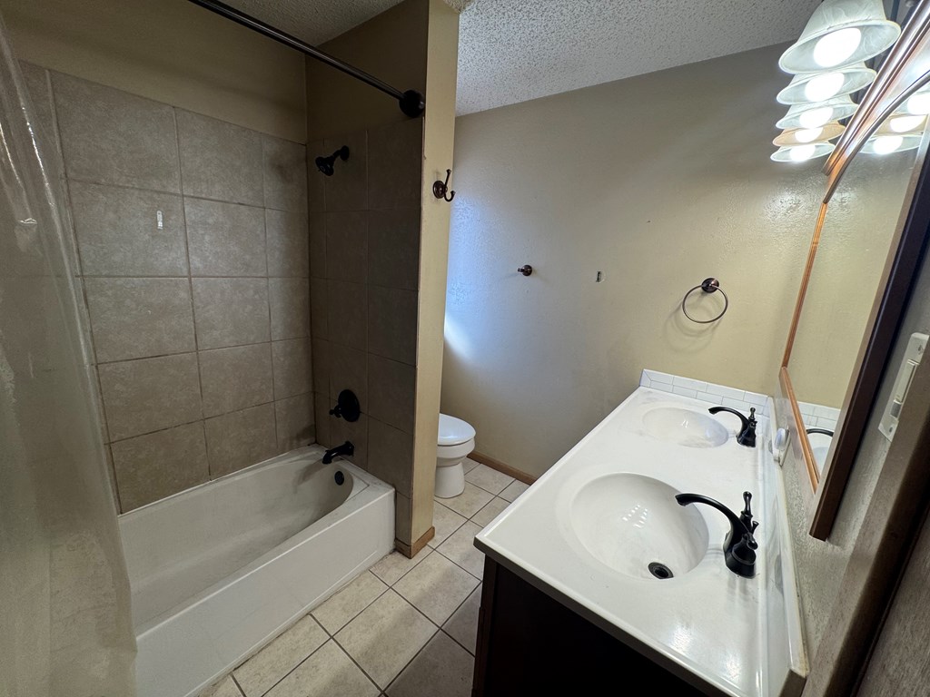 2692 W Ave N Property Photo 21