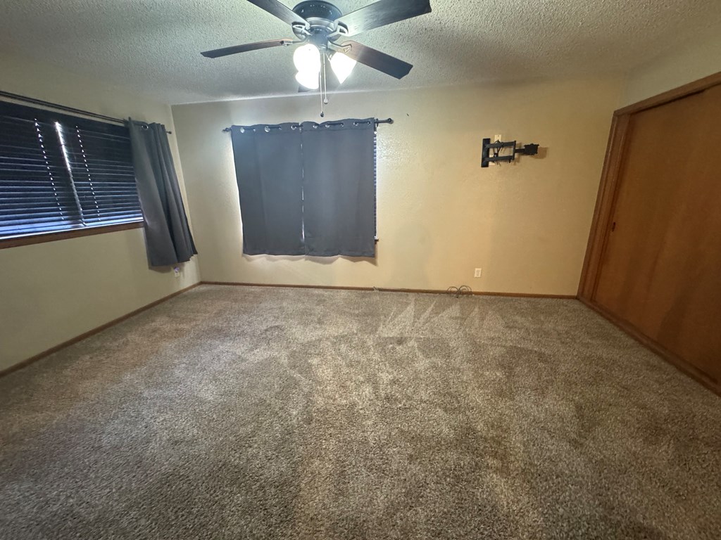 2692 W Ave N Property Photo 24