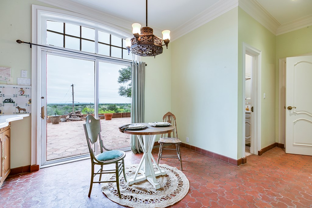 130 Moritz Circle Property Photo 38