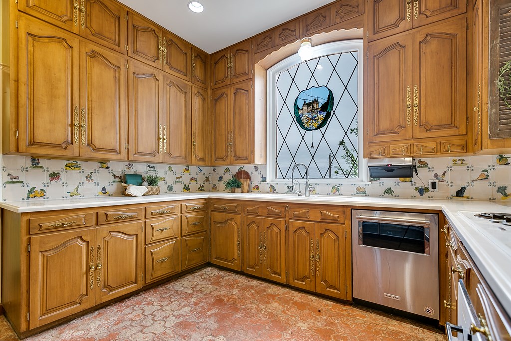 130 Moritz Circle Property Photo 42