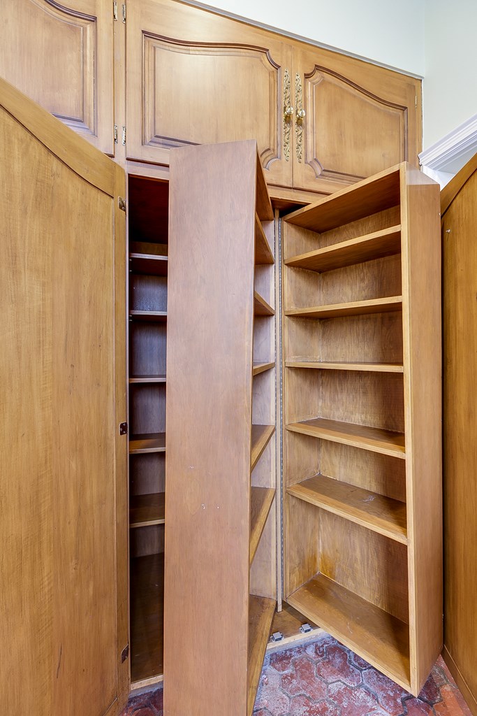 130 Moritz Circle Property Photo 44