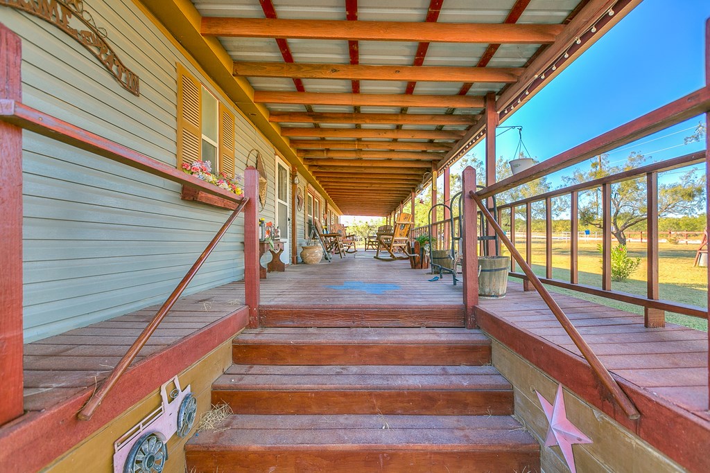 11035 Graham Way Property Photo 5