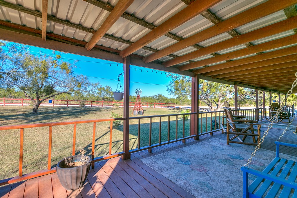 11035 Graham Way Property Photo 6