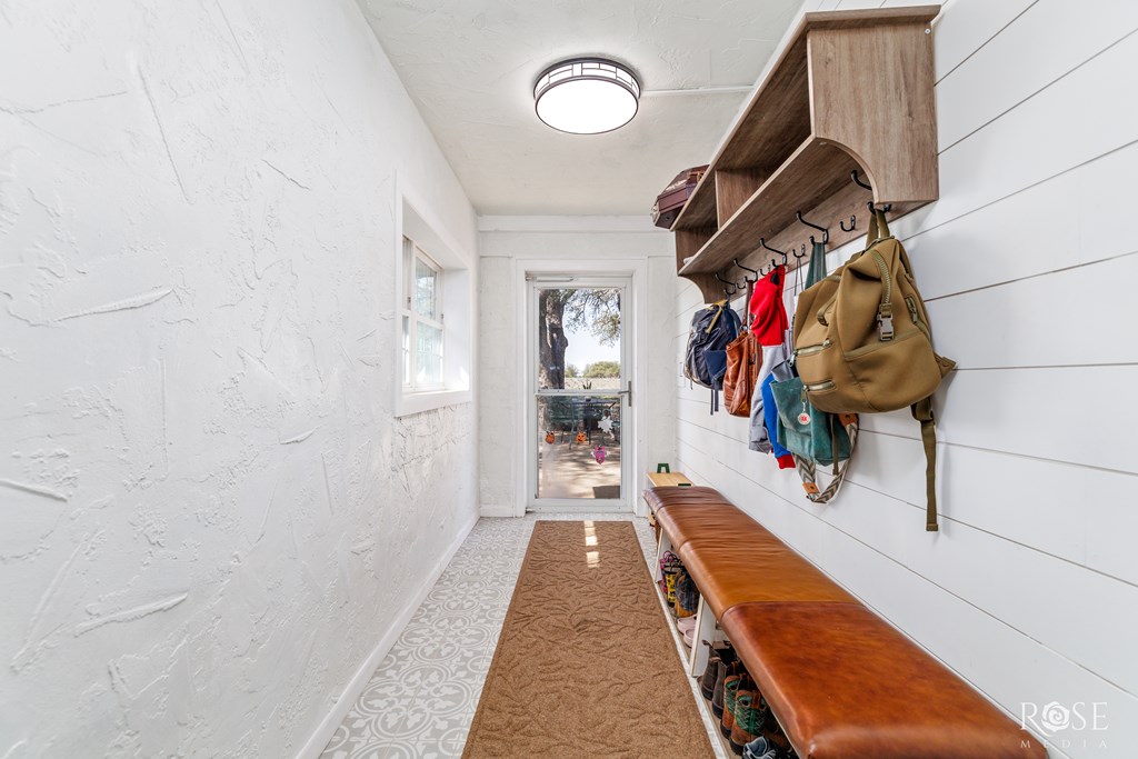 6081 Candice Rd Property Photo 7