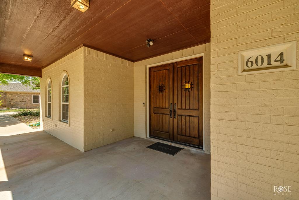 6014 Kingsbridge Dr Property Photo 5