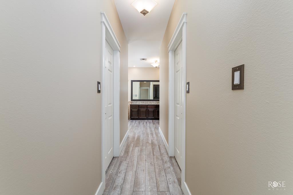 6014 Kingsbridge Dr Property Photo 15