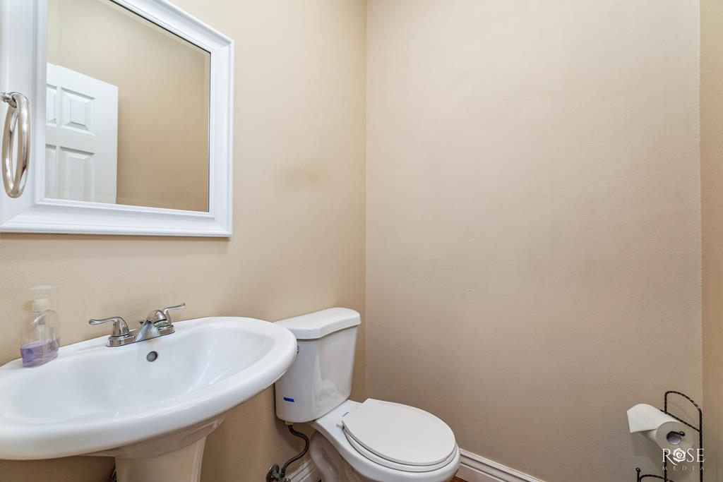 6014 Kingsbridge Dr Property Photo 39