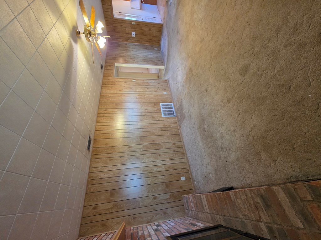 137 Clayton St Property Photo 10