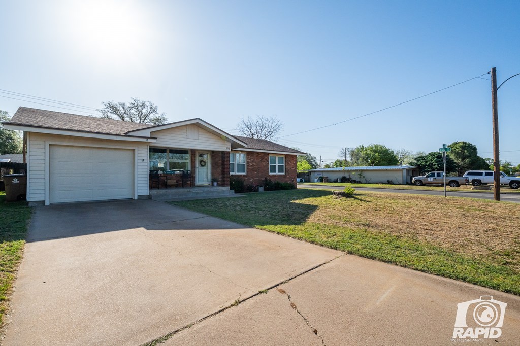 2016 A&m Ave Property Photo 4