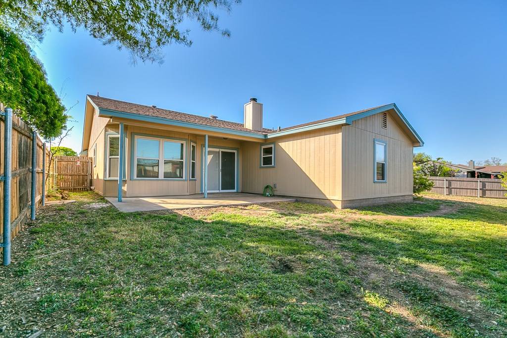1302 Tres Rios Dr Property Photo 6