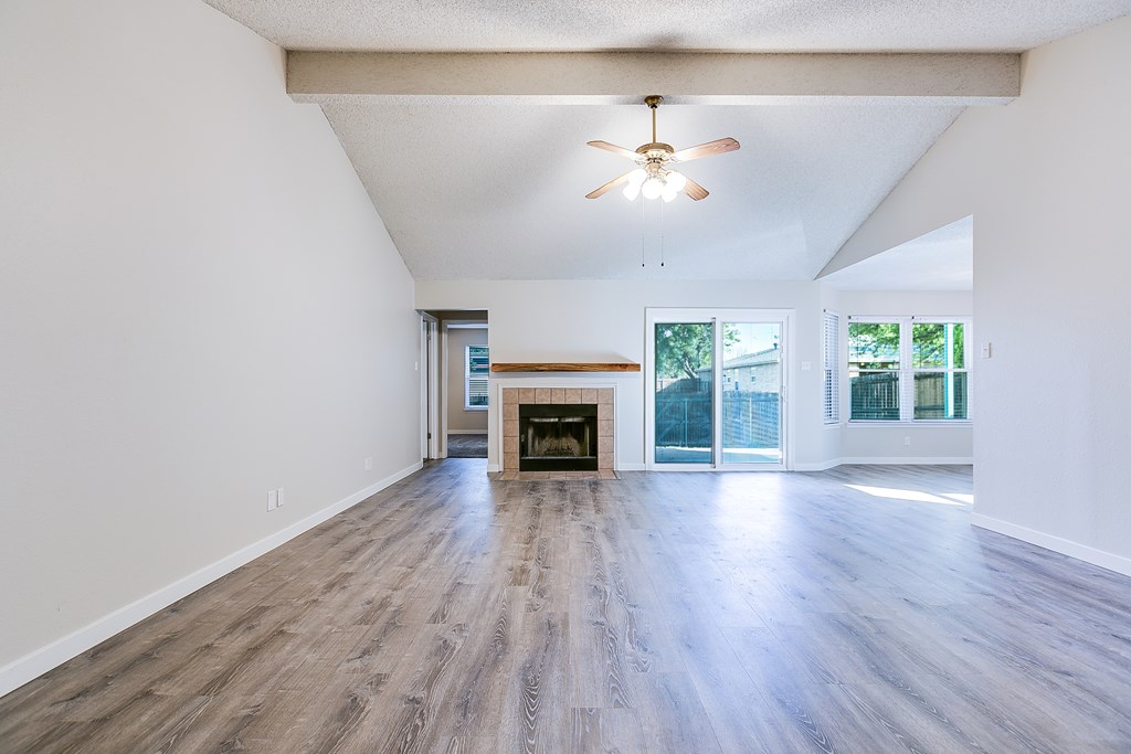 1302 Tres Rios Dr Property Photo 9