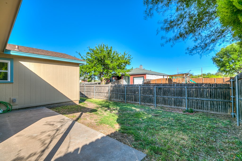 1302 Tres Rios Dr Property Photo 24