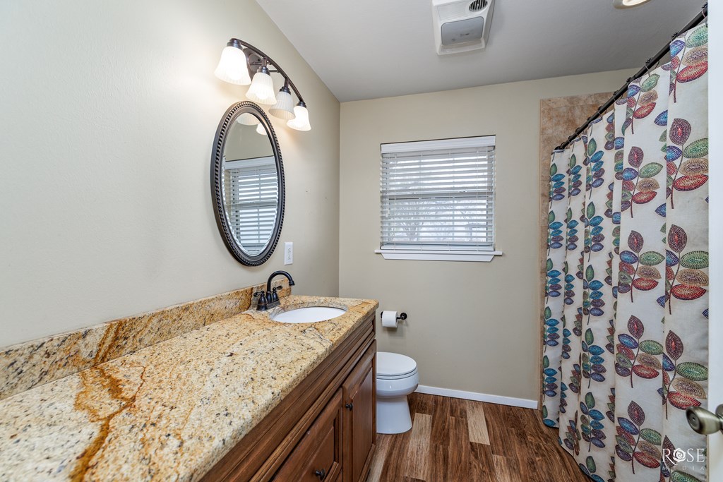 8862 Loop 570 Property Photo 11