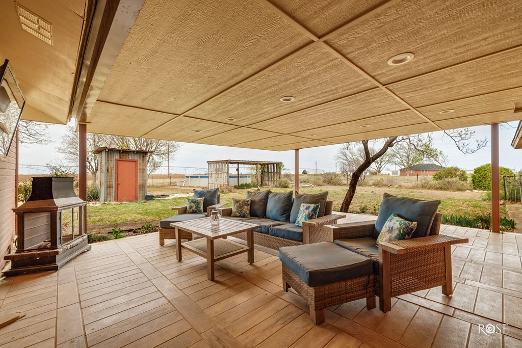 8862 Loop 570 Property Photo 13