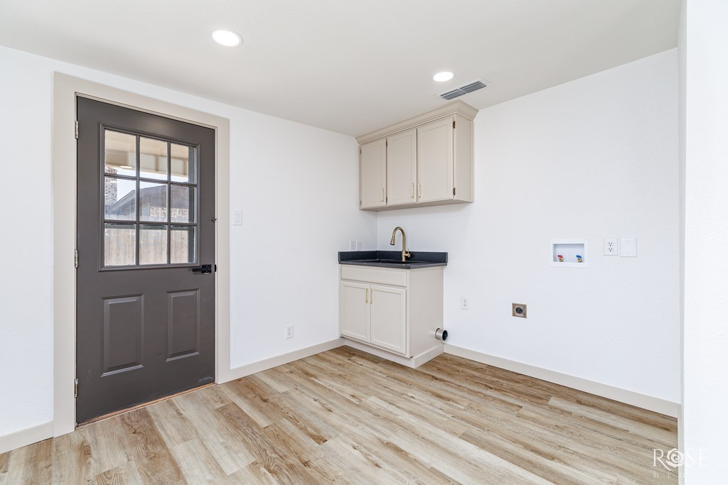 3853 Sandstone Rd Property Photo 17
