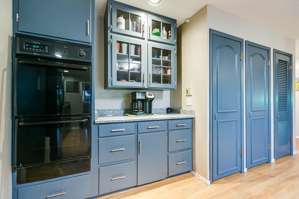 1320 Chadbourne St Property Photo 8