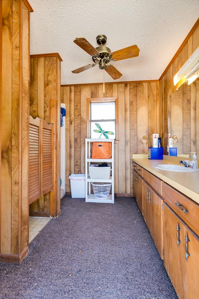 1320 Chadbourne St Property Photo 31