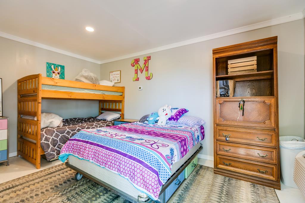 1320 Chadbourne St Property Photo 33