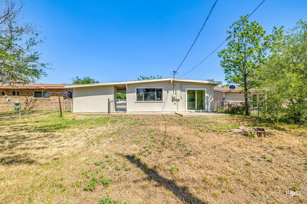 2219 Greenwood St Property Photo 22