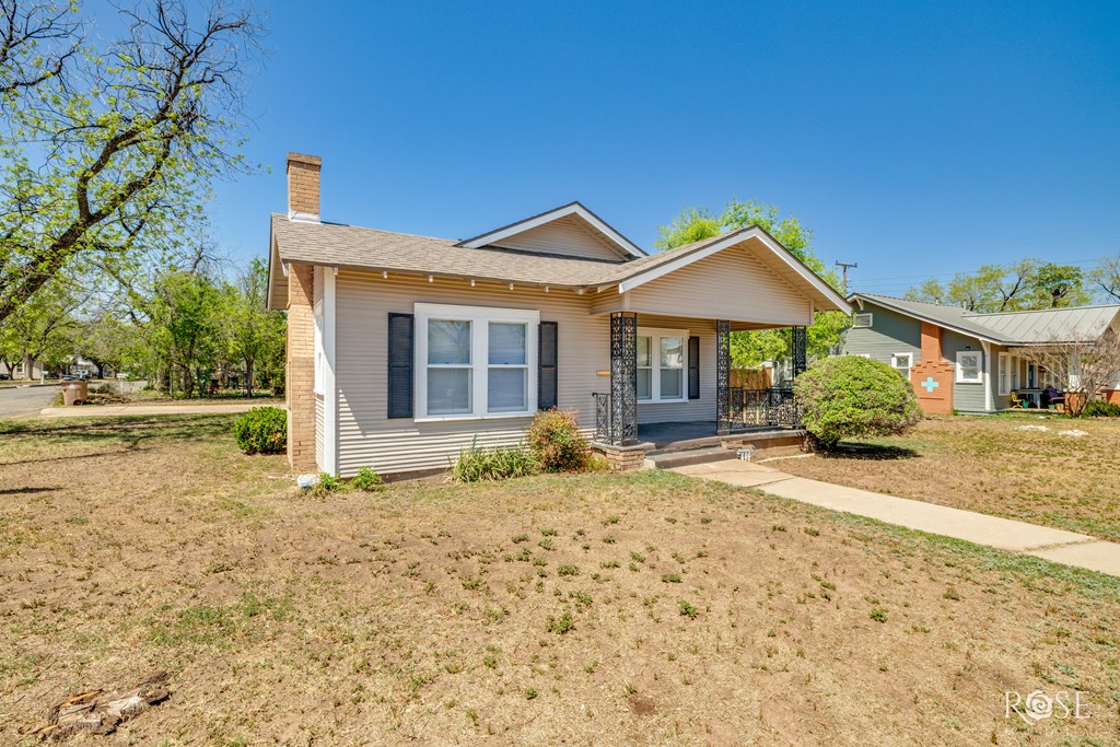 1522 Rio Grande St Property Photo 5