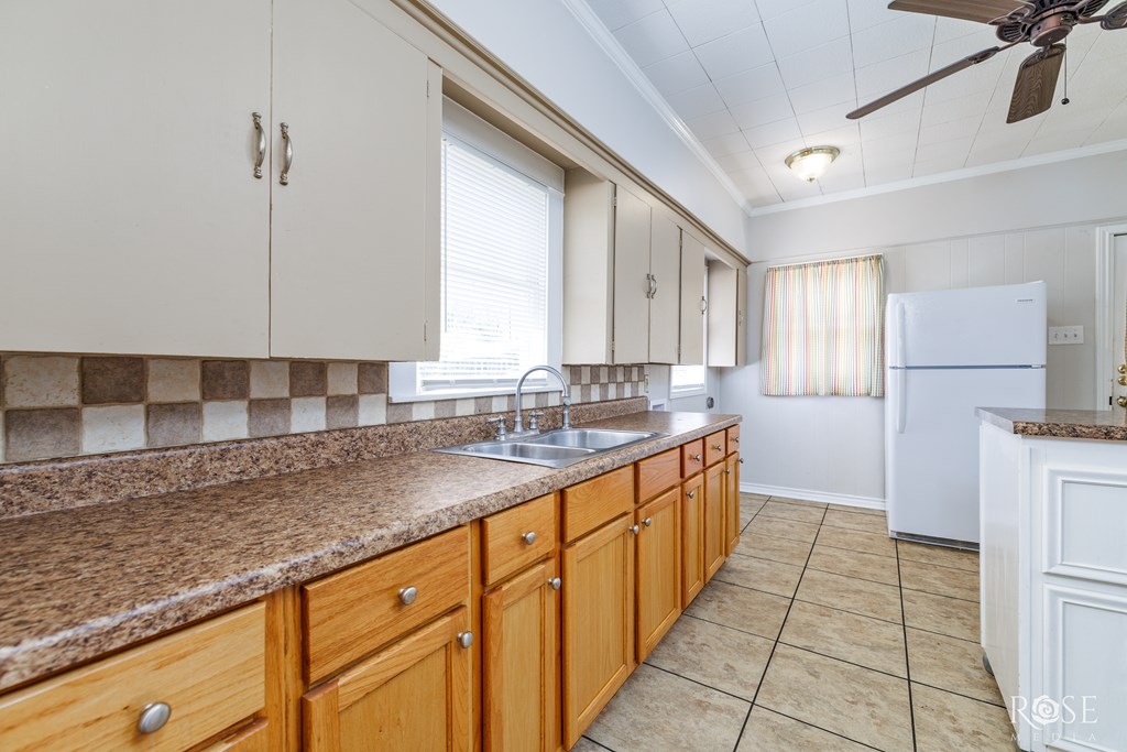 1522 Rio Grande St Property Photo 11