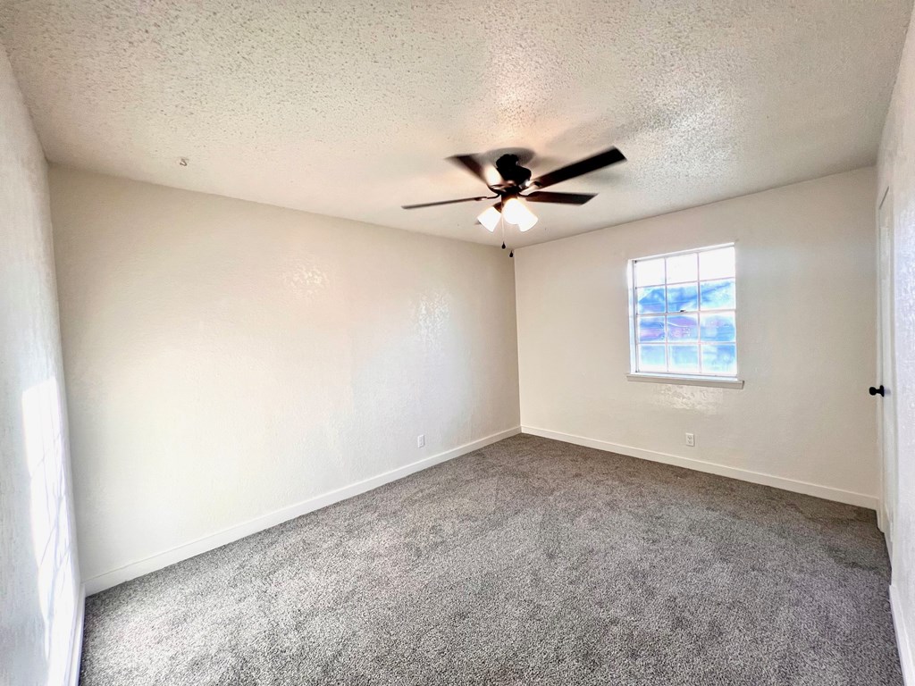 2726 Erline Dr Property Photo 13