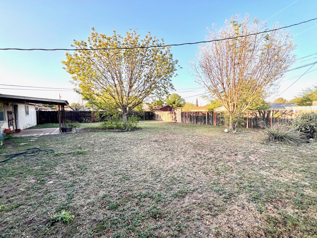 2726 Erline Dr Property Photo 17
