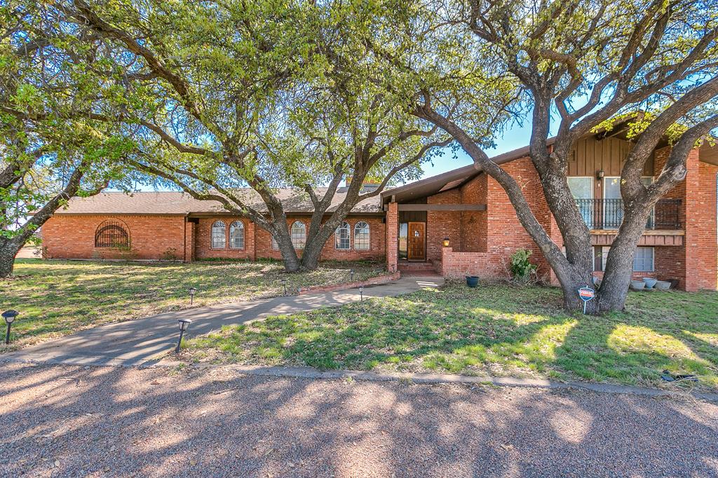 6001 Hwy 83 Property Photo 1