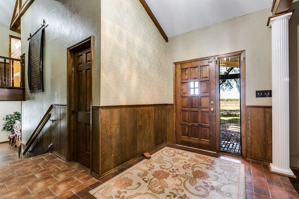 6001 Hwy 83 Property Photo 6