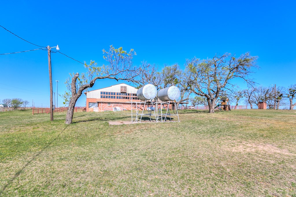6001 Hwy 83 Property Photo 34