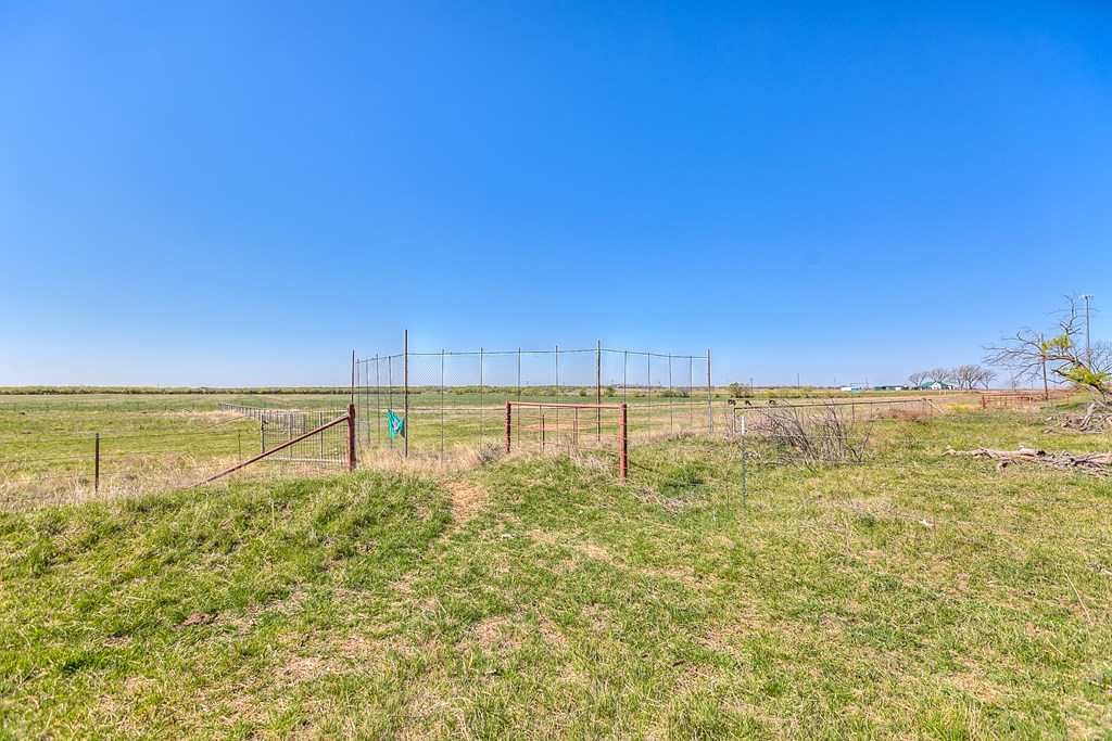 6001 Hwy 83 Property Photo 65