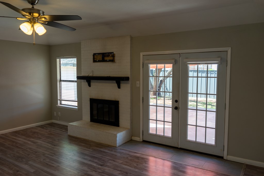 201 Amistad Rd Property Photo 9