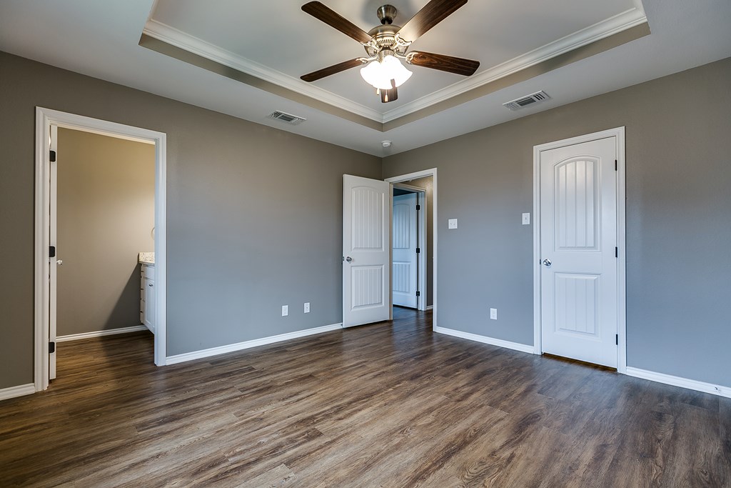 1810 Childress St Property Photo 23