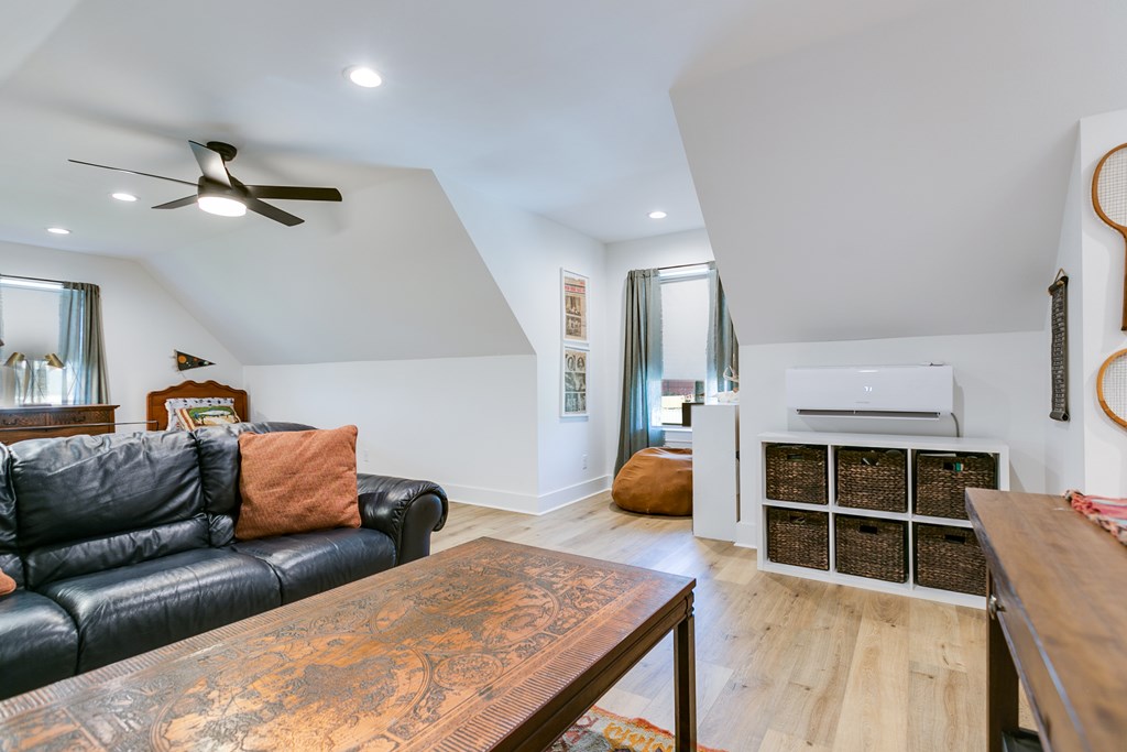 7128 Club Creek Lane Property Photo 42