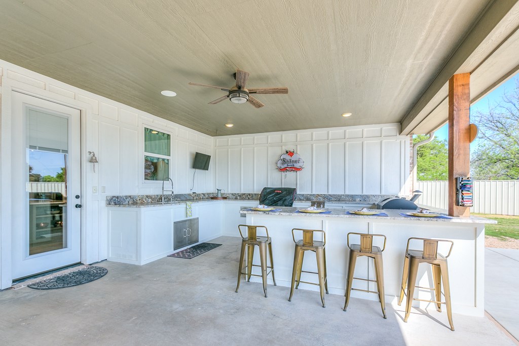 7128 Club Creek Lane Property Photo 53