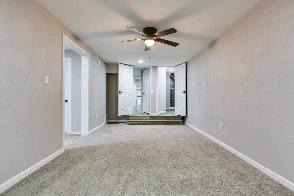 6622 Knickerbocker Rd Property Photo 23