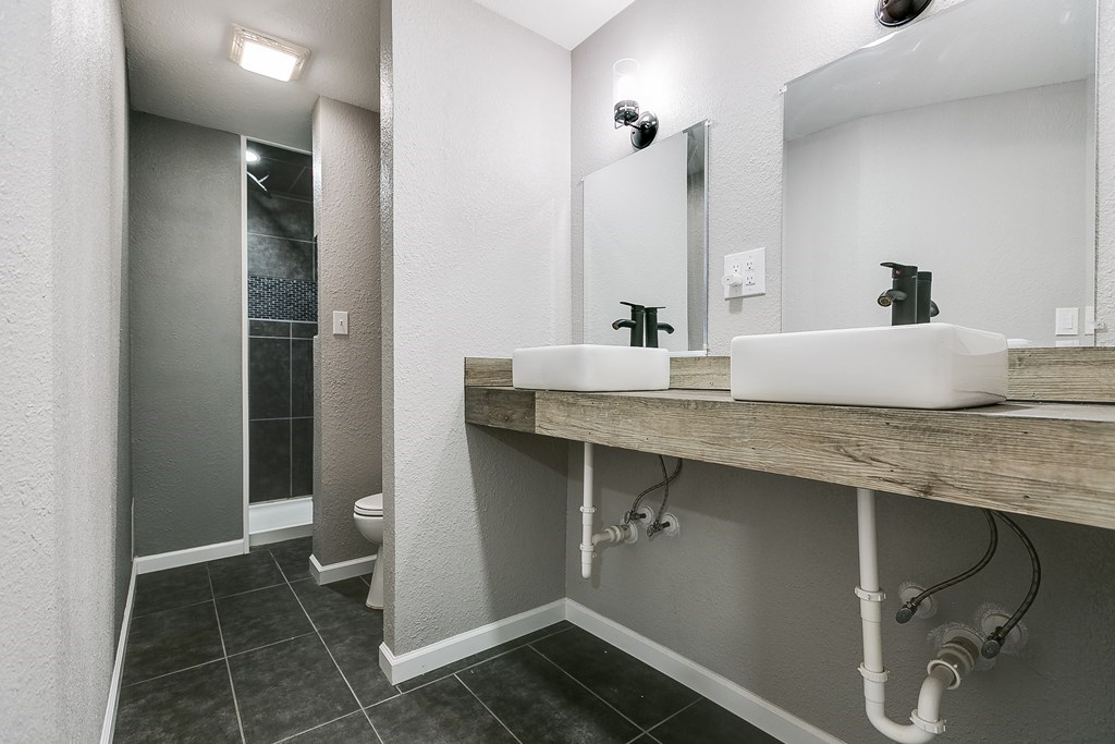6622 Knickerbocker Rd Property Photo 24