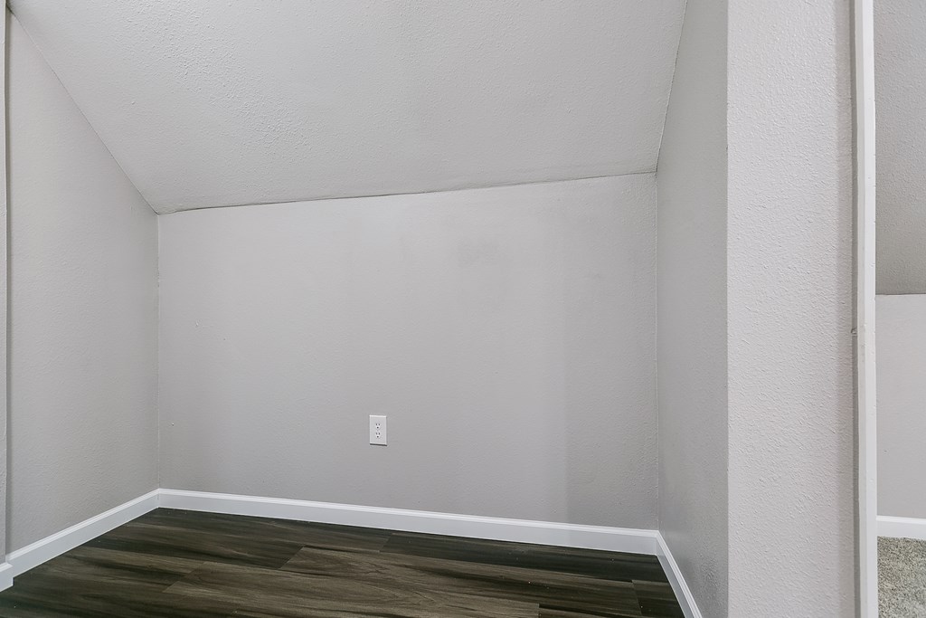 6622 Knickerbocker Rd Property Photo 32
