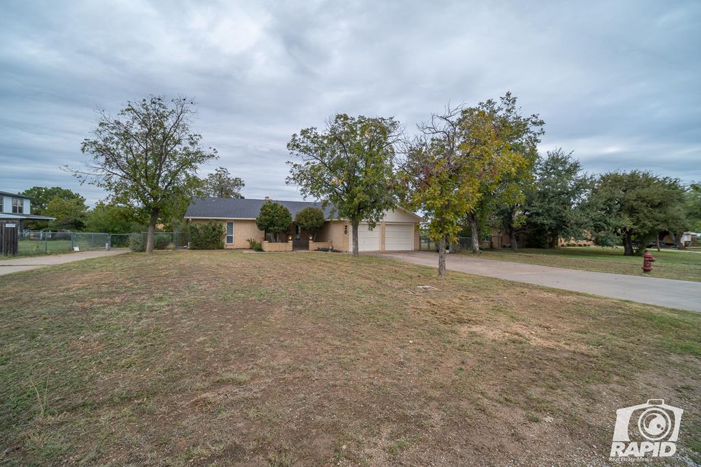 20 Loch Lomond Rd Property Photo